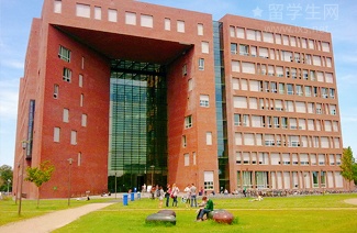 日本留学后想留下？专门学校这条路，你可能真不知道！