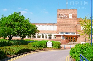 英国交通，留学生避坑指南！