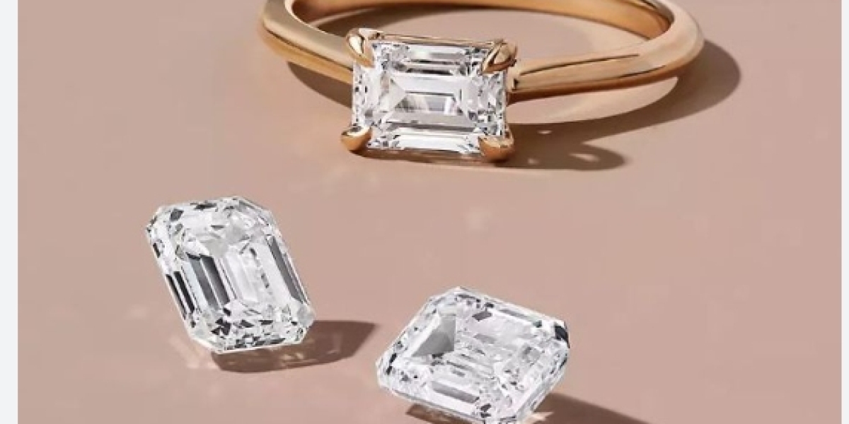 Unveiling the Magic: Planning a Perfect Secret Engagement Proposal with Lab-Grown Diamonds