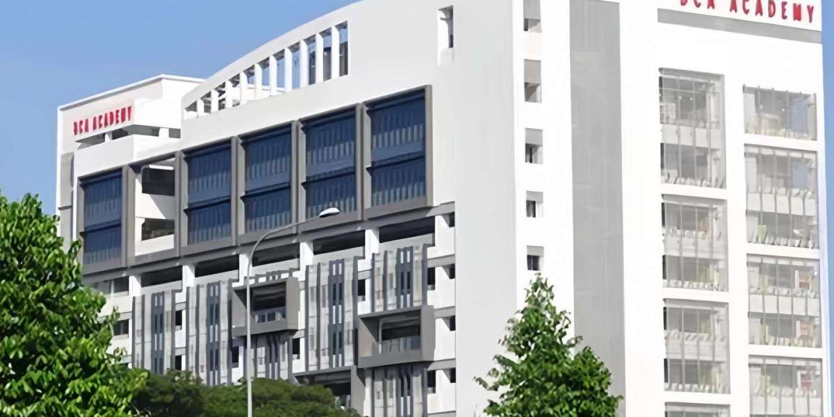 帮忙看新加坡学校留意到一所少有人提的建设局学院