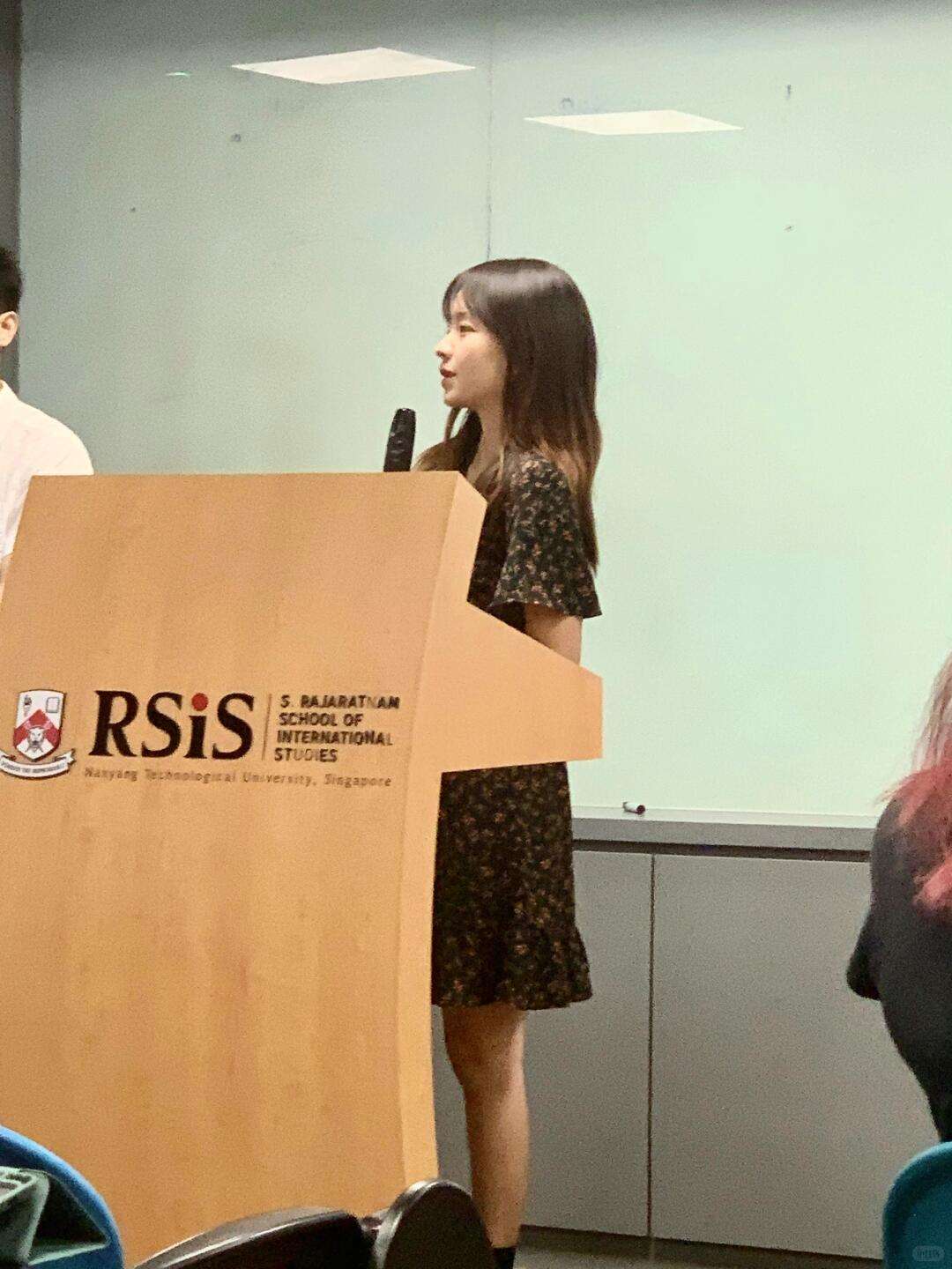 欢迎报考我的研究生(人文社科背景优先
1-本人mbti为Enfj,项目规划严谨,不会有意外临时任务,方便你自己安排个人生活。组会地点倾向于户外,以咖啡、露…
