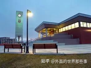 介绍加拿大学费最便宜的七所大学供准留学生参考
